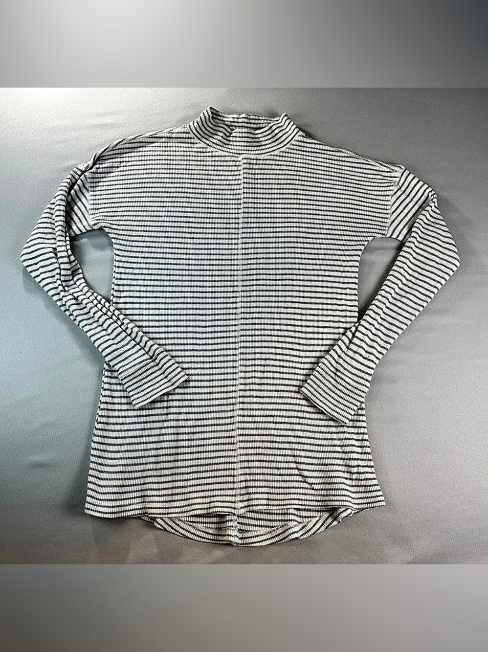 a.n.a Striped Mock Neck Long Shirt Top Sleeve Gray White Size Small Whimsy Ribbe